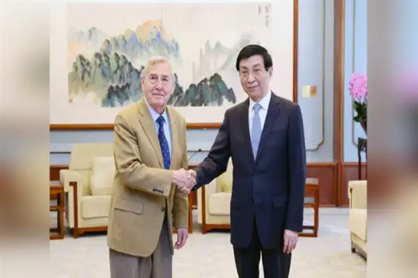 Wang Huning, Harvard Üniversitesi’nden Prof. Allison ile görüştü