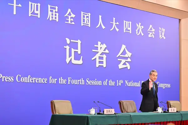 Wang: Latin Amerika ülkeleri, kimle dost olacaklarına kendileri karar vermeli