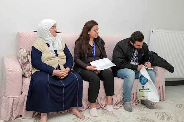 Diyarbakır’da yaşlı vatandaşların ihtiyaçları dinlendi