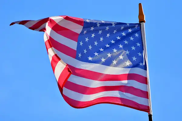 CENTCOM: B-2 hayalet bombardıman uçakları İran’ın füze tesislerini vurdu