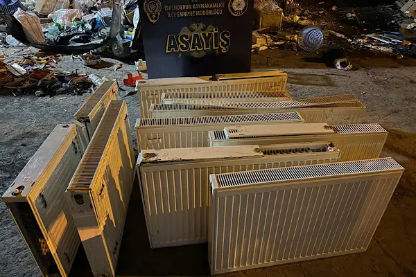 İskenderun’da aranan şahıslar yakalandı