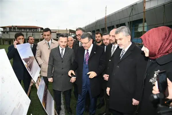 Başkan Genç, Sürmene’de incelemelerde bulundu