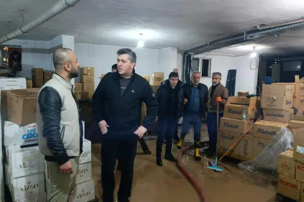 Kurtalan’da sel ve su baskınlarına müdahale devam ediyor