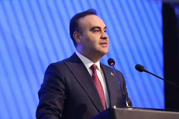 Bakan Kacır: Öğrencilerimize yeni imkanlar sunmaya devam edeceğiz