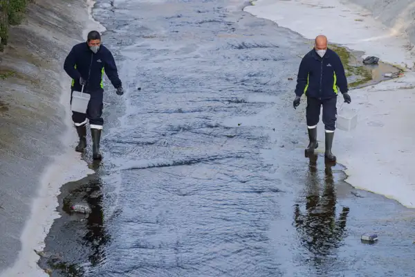 Büyükşehir, ilaçlama çalışmalarına devam ediyor