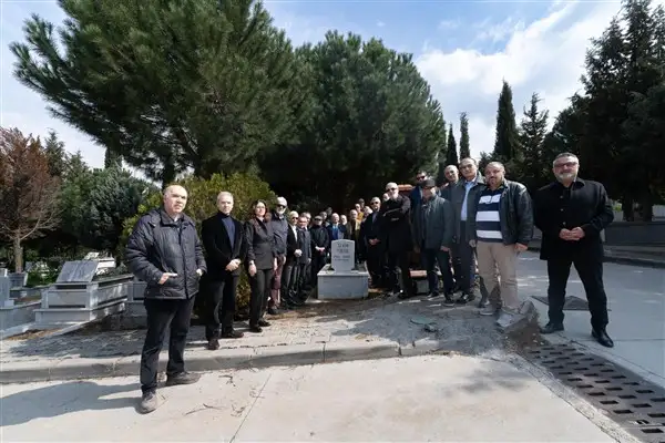 Gazeteci Okan Yüksel mezarı başında anıldı