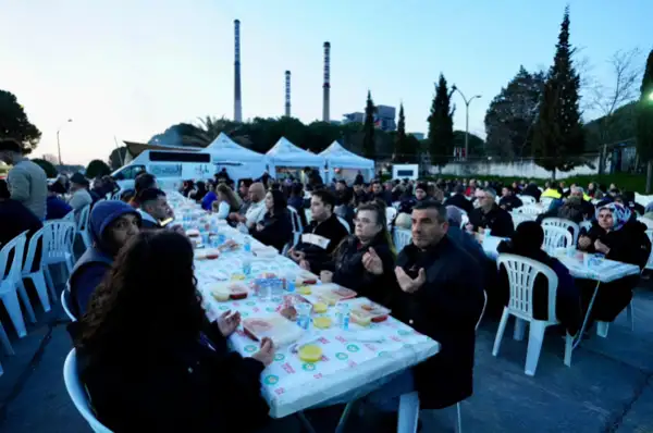 Soma Termik Santrali işçileri için iftar verildi