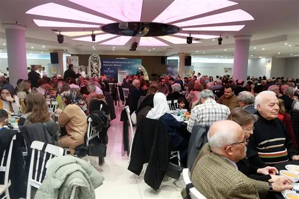 Başkan Yaşar, hemşerileriyle iftar sofrasında bir araya geldi