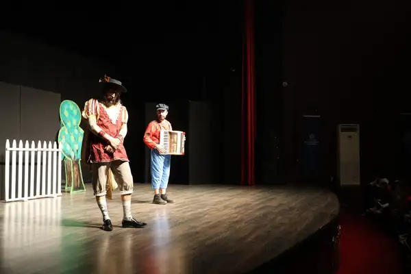 Aydın’da Dünya Tiyatro Haftası kapsamında gösteriler düzenlendi