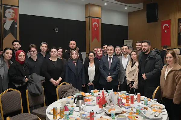 Esenyurt’tan personeline iftar programı 