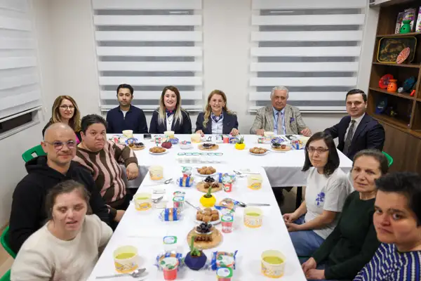 Engelsiz Yaşamevi'nde iftar buluşması gerçekleştirildi