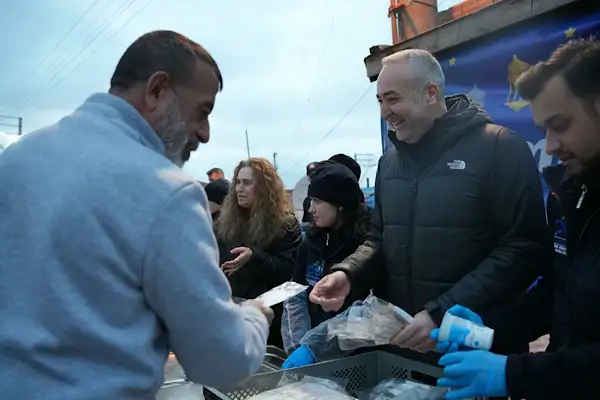 Çorlu'da mahalle iftarlarına devam ediliyor