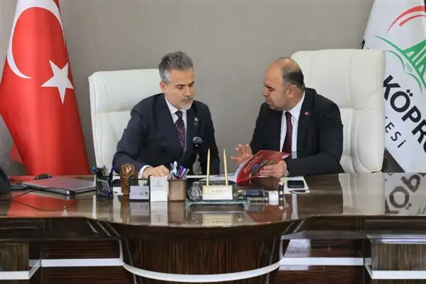 Kılıç’tan Karaköprü Belediye Başkanı Çiftçi’ye ziyaret