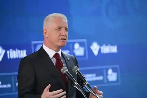 Vali Gül, Sarıyer’de bulunan Emirgan İlkokulu’nu ziyaret etti