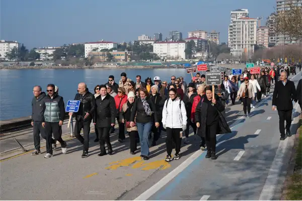 Kadıköy’de obezite farkındalık yürüyüşü