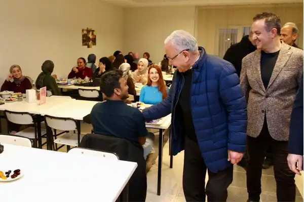 Başkan Güler, öğrencilerle iftar yaptı