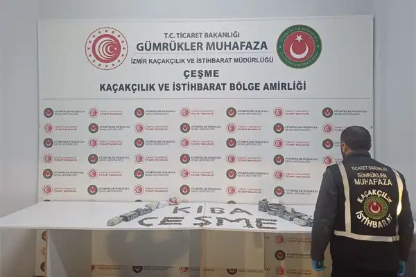 İzmir’de 7 bin 550 sikke ve figür ele geçirildi