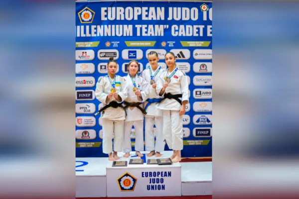 Büyükşehirli sporcudan bronz madalya