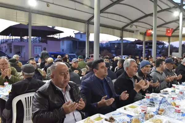 Kepez’in iftar sofraları Başköy ve Gaziler’e kuruldu 