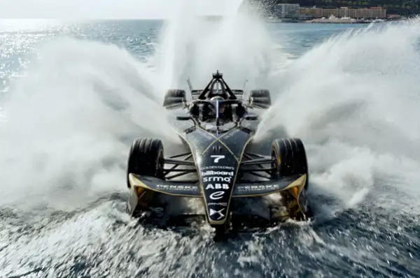 DS Automobiles, teknoloji yolculuğunu SailGP ile sürdürüyor