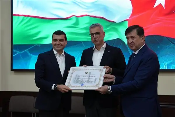 Bakan Memişoğlu, Özbekistan’da Buhara Tıp Merkezi’ni ziyaret etti