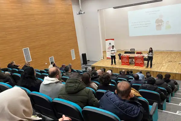 Bağımlılıkla mücadelede ortak eğitim çalışması düzenlendi