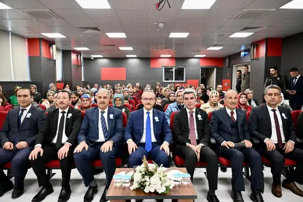 Malatya’da “En İyi Narkotik Polisi: Anne” eğitim programı düzenlendi