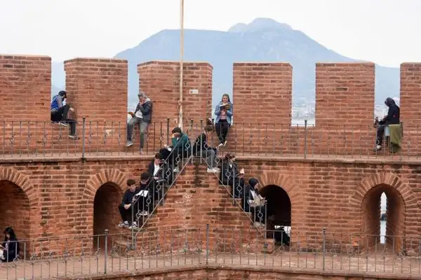 Kızılkule’nin 800. Yılında 800 kişilik kitap okuma etkinliği gerçekleştirildi