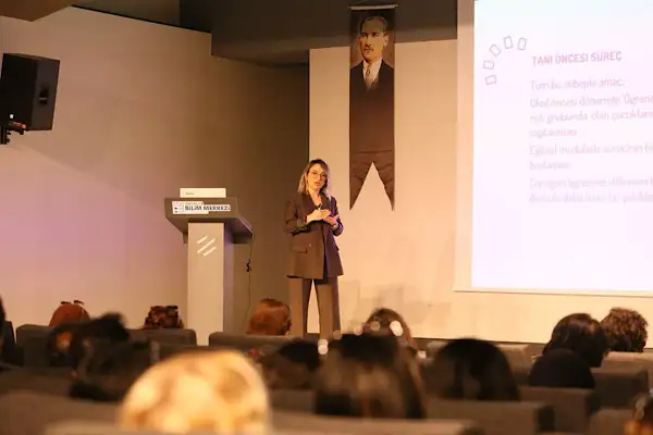 “Özgül Öğrenme Bozuklukları: Disleksi ve Disgrafi Semineri” düzenlendi