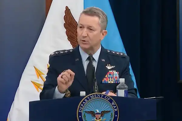 Caine: Bu abluka, uyruğuna bakılmaksızın tüm gemileri kapsıyor