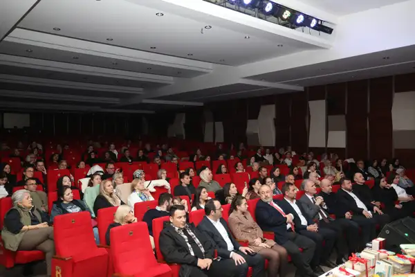 İnegöl’de edebiyat ve musiki aynı sahnede buluştu