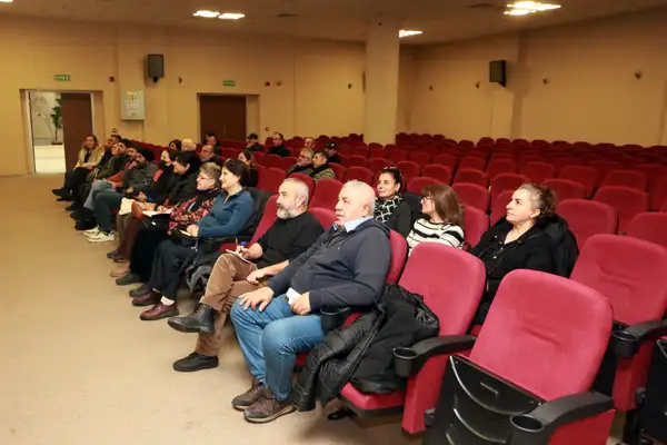 YENİMEK’te bahçe bitkileri ve yeşil alan düzenleme kursu başladı