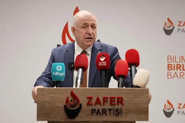 Özdağ: Ekonomik kriz derinleşiyor, Merkez Bankası rezervleri buharlaşıyor