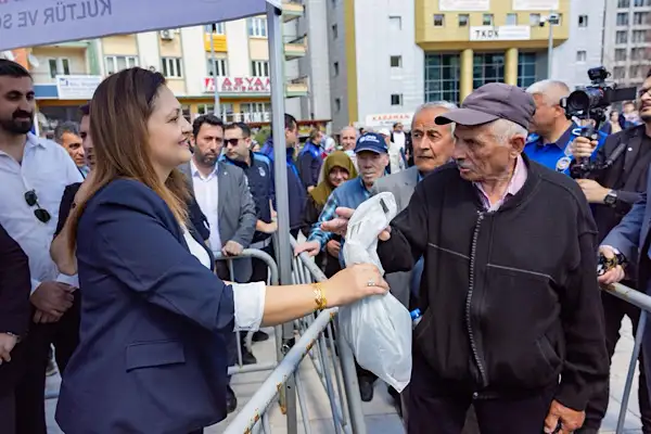 Afyon’da 420 bin adet fide vatandaşlara dağıtıldı