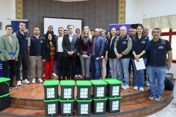 Buca’da Mutfaktan Toprağa projesi hayata geçirildi