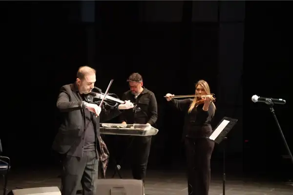 Çayırova’da Keman Konseri düzenlendi 