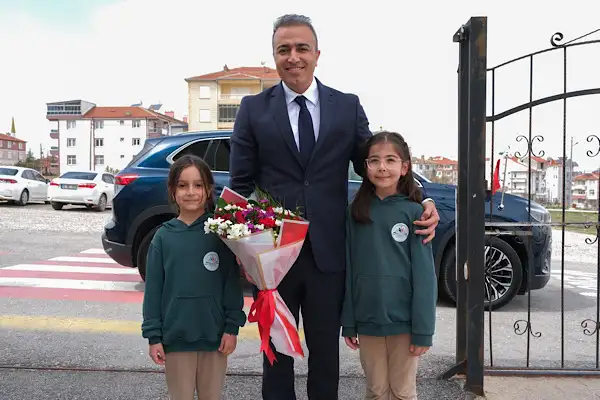 Vali Çiçek’ten Şehit Durmuş Ali Uzun İlkokulu’na ziyaret