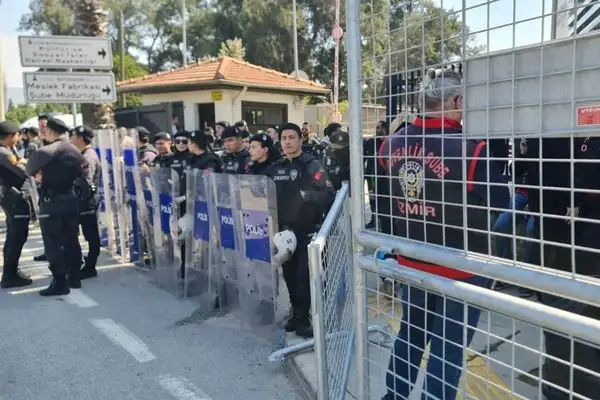 Başkan Tugay: Dava lehimize sonuçlanacak, hak yerini bulacak