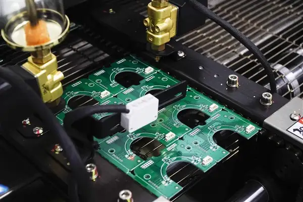 Çin’in elektronik ve bilişim ürünleri imalatında güçlü büyüme