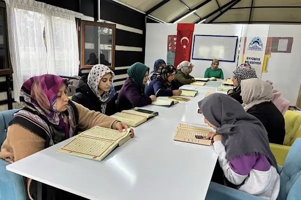 Eyyübiyeli kadınlar Ayşe Ana Hanımlar Otağı ile sosyal ve ekonomik hayata katılıyor