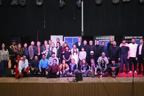 Kumluca’da Şaşkaloz Aşıklar oyunu sahnelendi