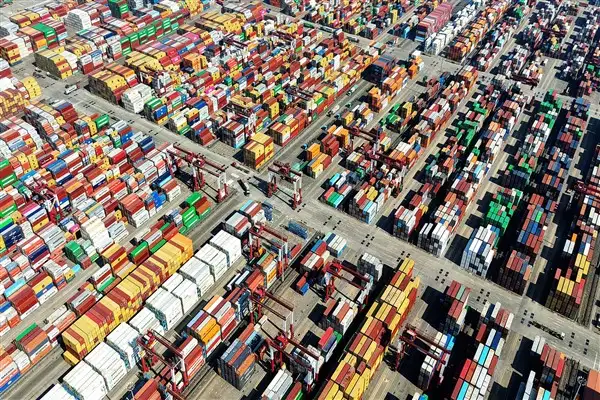 Çin’in mal ticaret hacmi ilk üç ayda yüzde 15 arttı