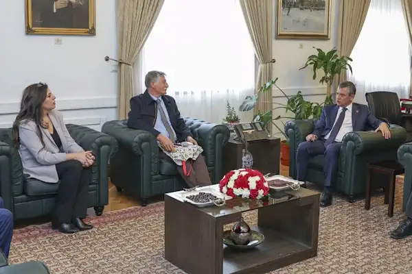 Yeni Kuşak Köy Enstitülüler Derneği’nden  Özel’e ziyaret