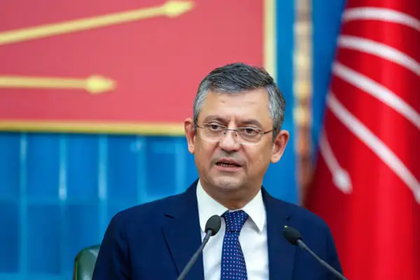 Özel, Cindoruk’un cenaze törenine katıldı