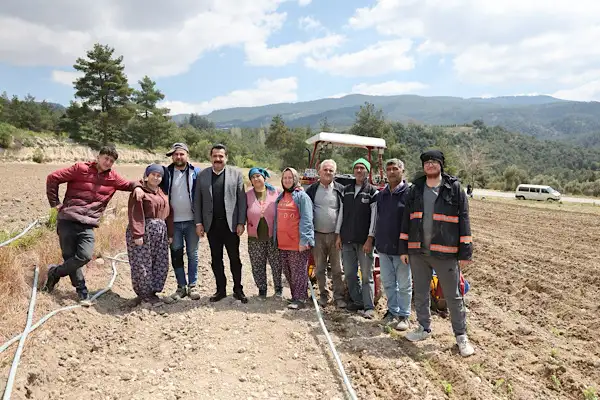 Pamukkale Belediye Başkanı Ertemur, üreticilerle bir araya geldi