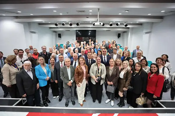 Balkan ve Rumeli Dernekleri Konak’ta bir araya geldi