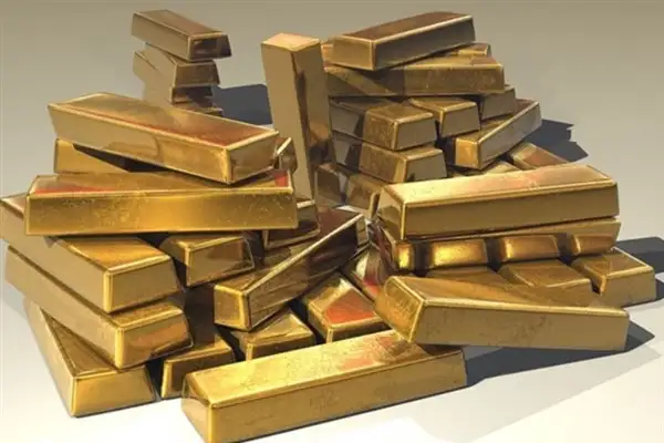 Kıymetli metallerde düşüş eğilimi sürüyor