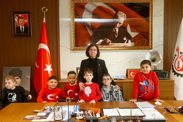 Özkan, 23 Nisan’da DMD hastası çocukları ağırladı