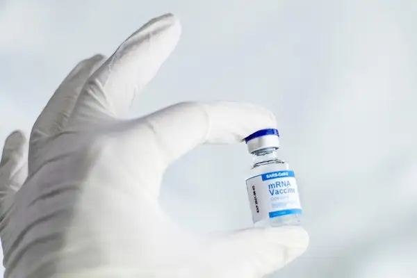 DSÖ: Aşılar yaşamın her aşamasında koruma sağlıyor