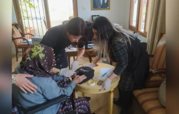 Huzurevi sakinlerine 